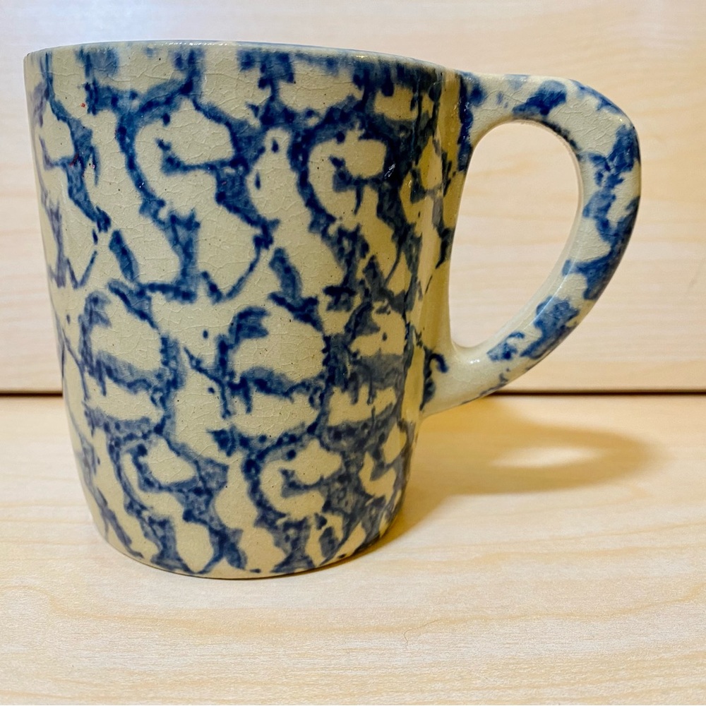 Roseville RRP Blue Sponge-blotched Stoneware Mug